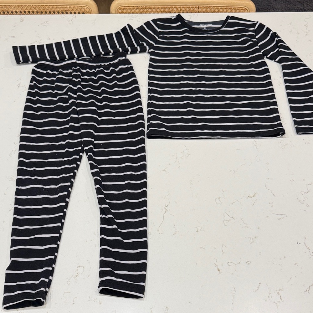 Striped Black and White girls long underwear set